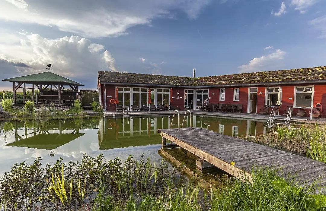 Bio- und Gesundheitshotel Gutshaus Stellshagen-1