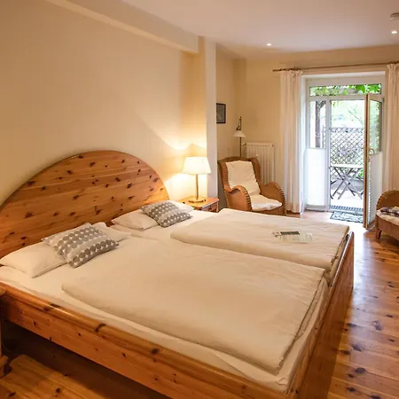 Bio- und Gesundheitshotel Gutshaus Stellshagen-2